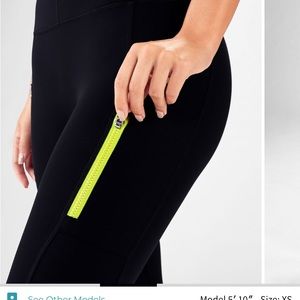 Fabletics High wasted motion 365/pocket 7/8